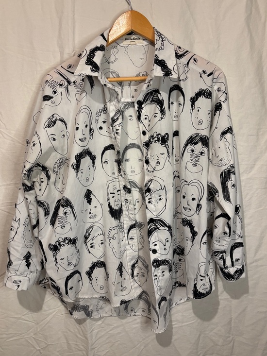 La vie en lente Tops - La Vie en Lente Abstract Face Print Button Up Shirt White Black Artsy